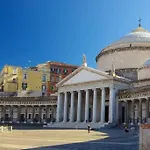 Casabarina Live In The Center Of Naples