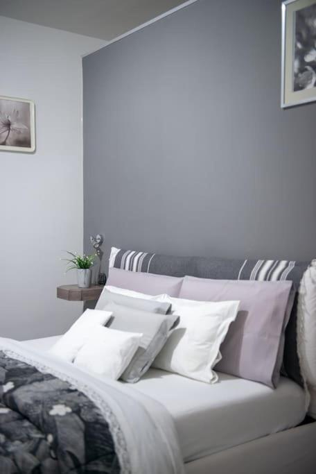 Appartement Casabarina Live In The Center Of Napels